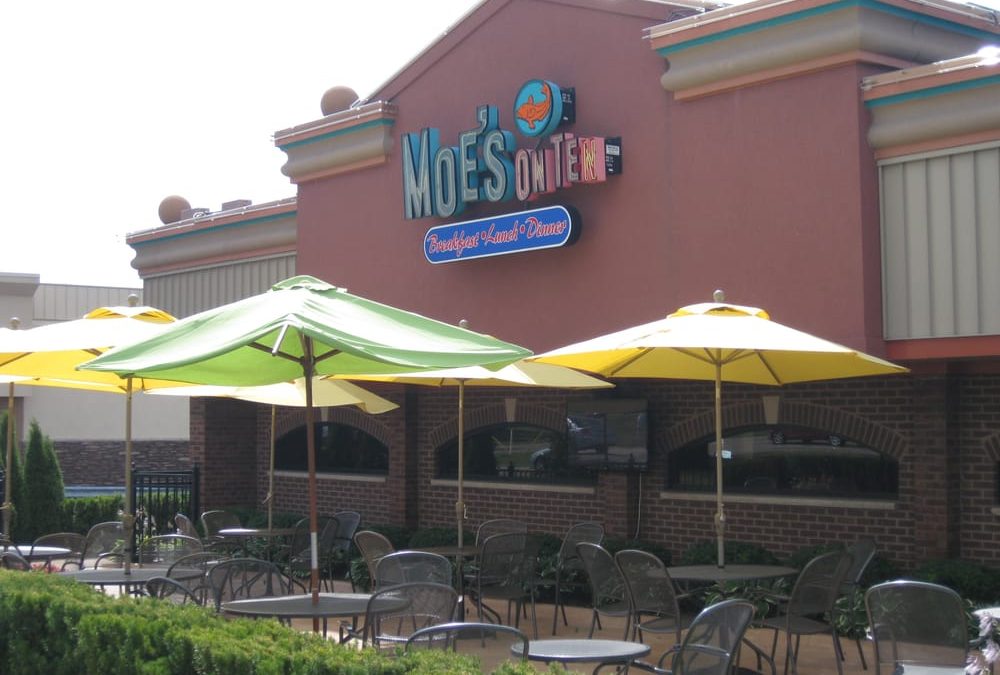 Experience the Delights of Moe’s On Ten Family Dining